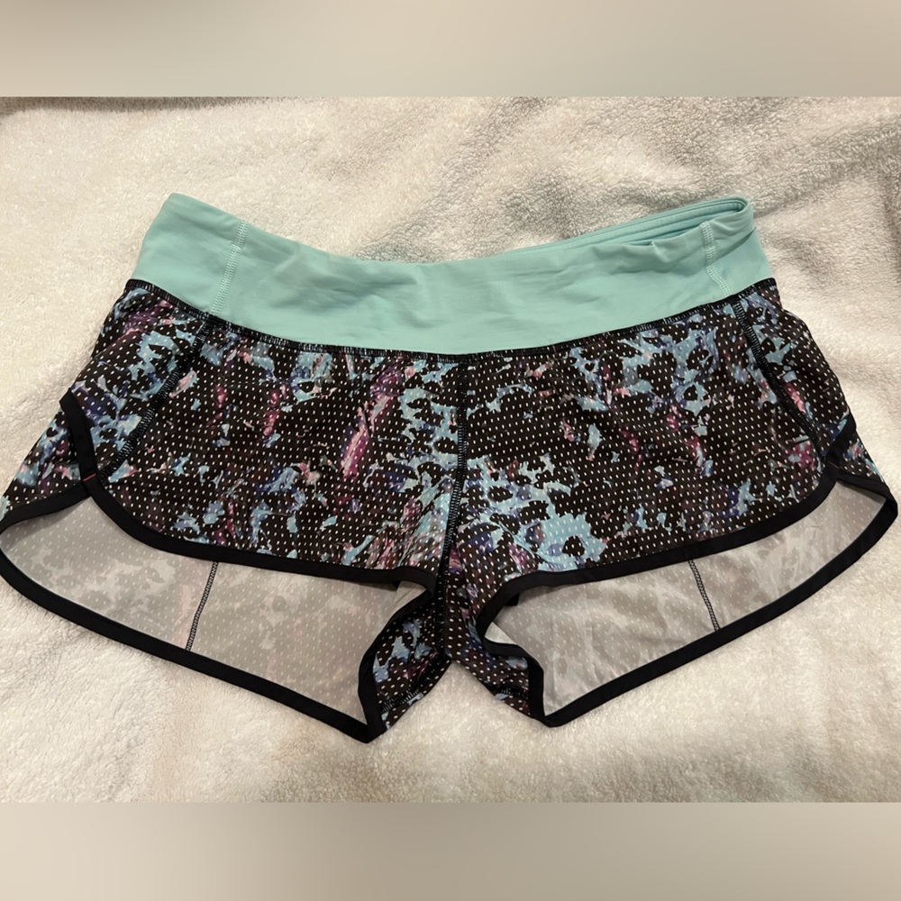 Lululemon speed shorts size 8